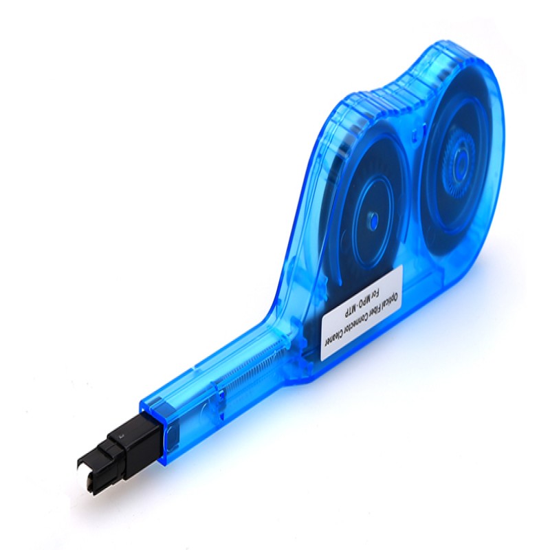 Fiber cleaning tool for MPO and MTP connectors