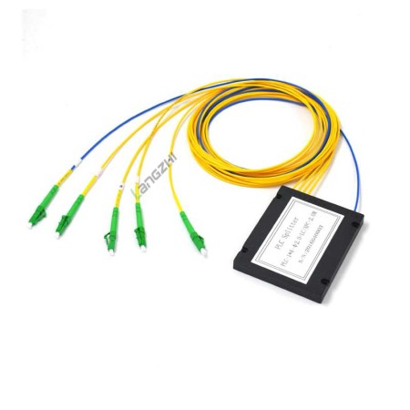 LC/APC 1x4 PLC尾纤型光纤分光器