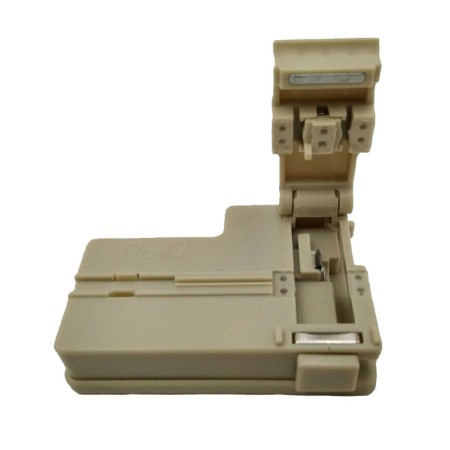 Miniature optical fiber cutting knife